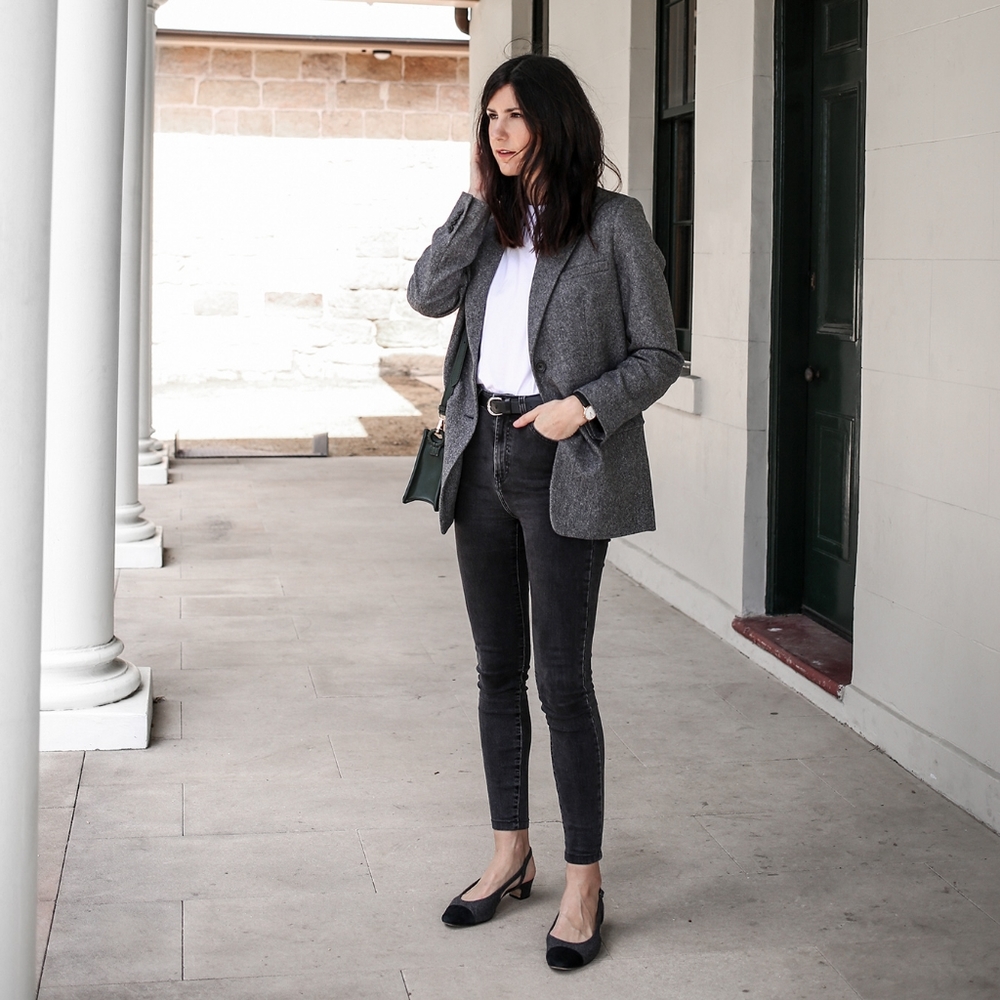 Eddie Bauer Gray Wool Blend Structured Blazer Women's Small oversized blazer